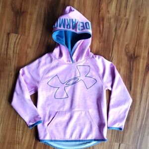 Girls Under Armour Hoodie. Size S.